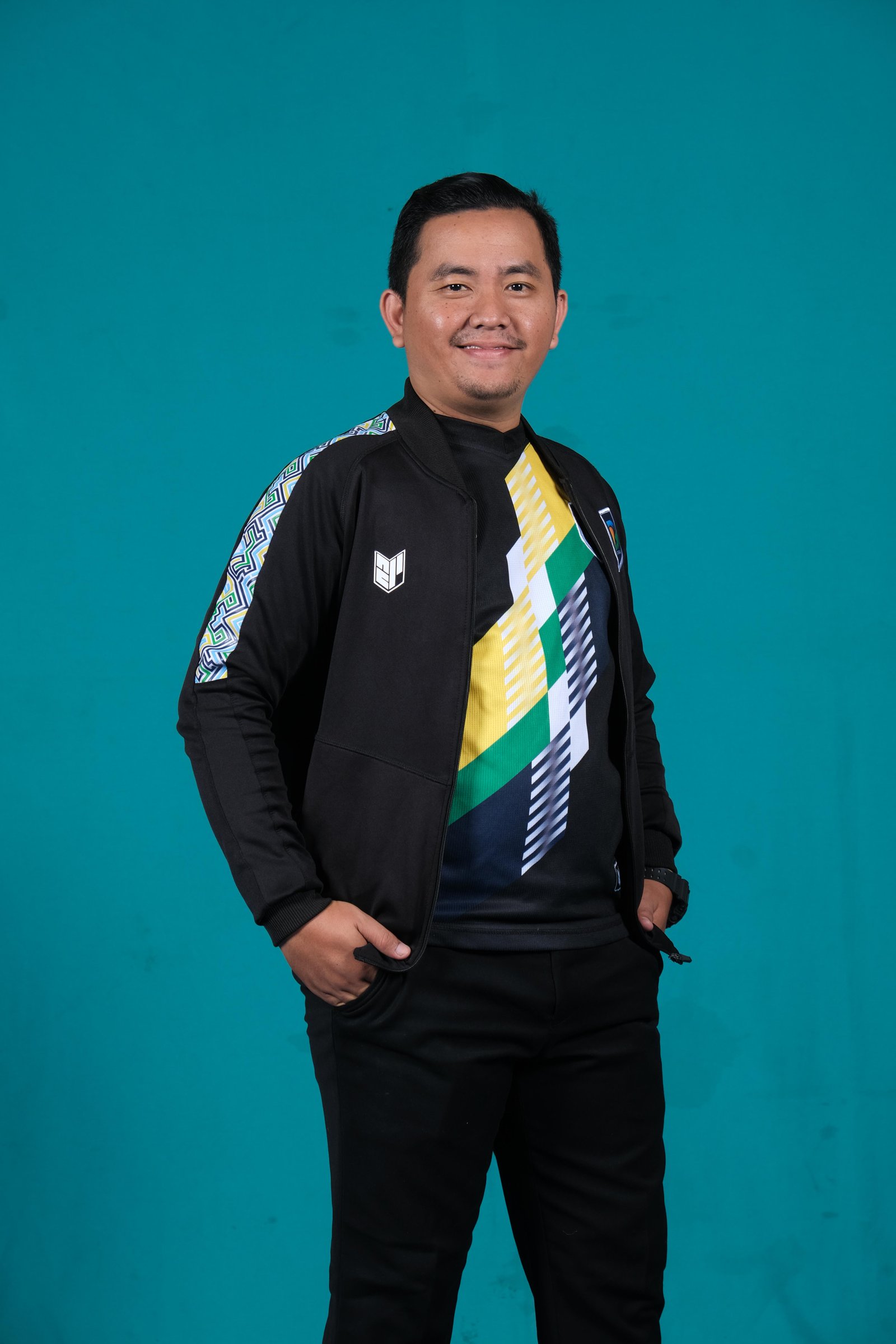 Foto RADEN MUHAMAD SUBUR WARZUKNI, S.Pd.